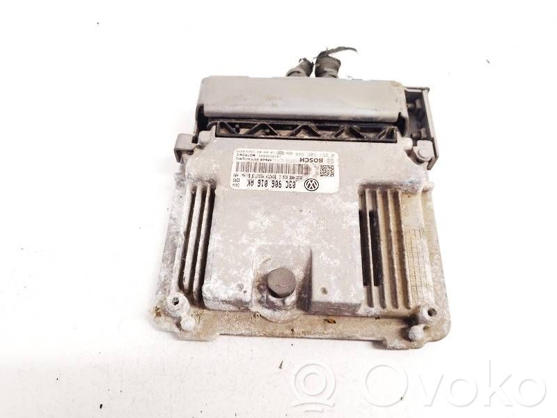 Skoda Octavia Mk2 (1Z) Engine control unit/module 