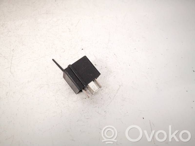 Otros relés   5M5T14B192DA,5M5T14B192DA,5M5T14B192DA,V23136A1X64