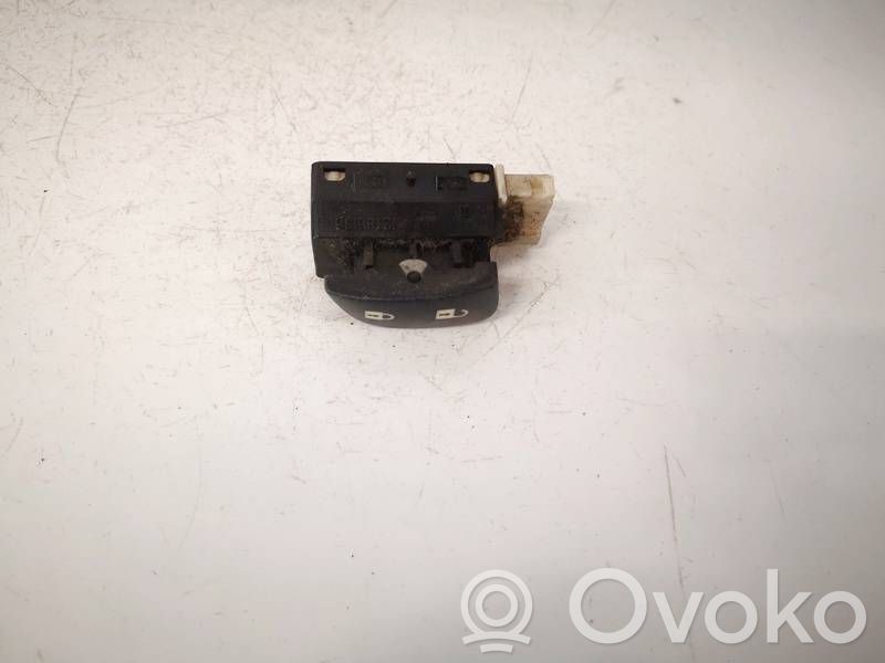 Central locking switch button   12786136,1278613,12786133,12786135,12786136