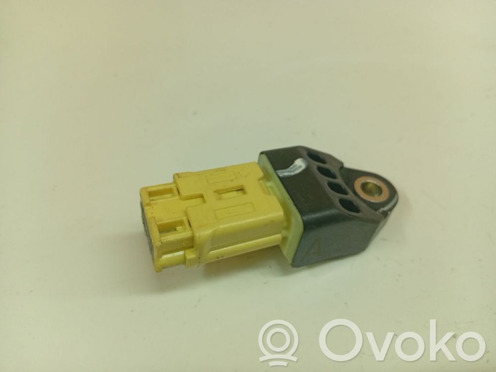 Subaru Legacy Senzor impact/declanșare airbag 