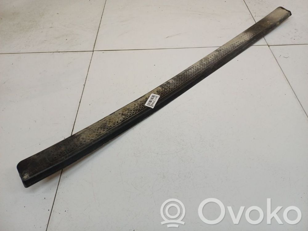 Audi A3 S3 8P Etuoven kynnyksen suojalista 