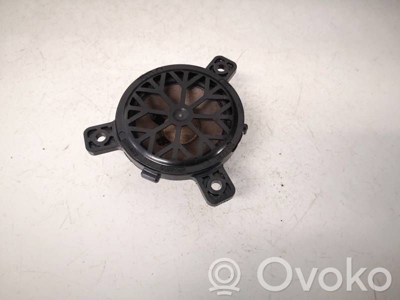 Opel Astra L Etuoven kaiutin 