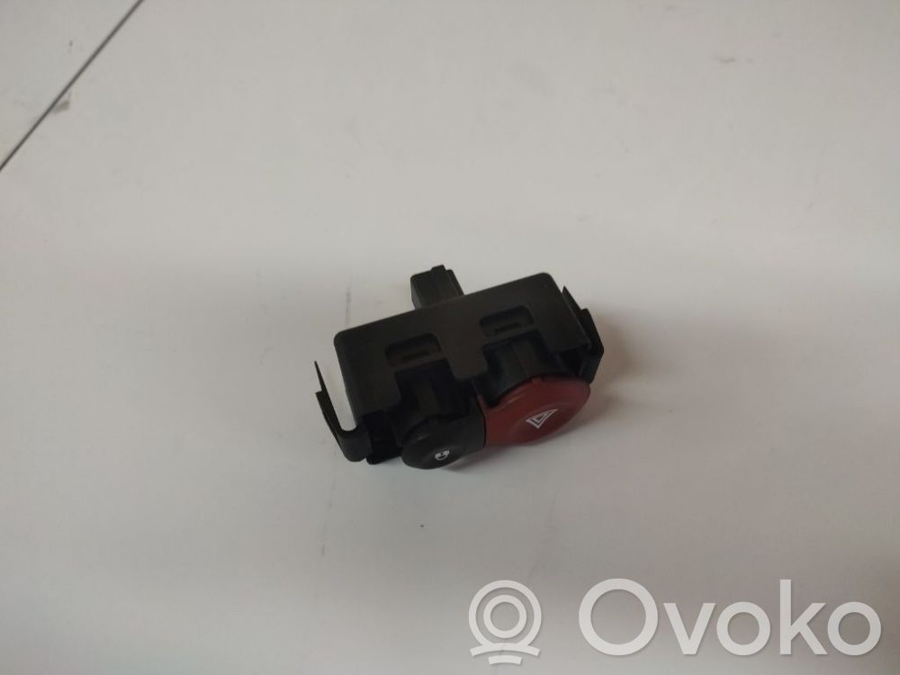 Renault Clio III Hazard light switch 