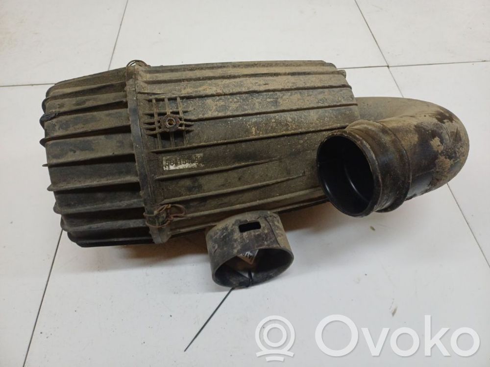 Iveco Daily 30.8 - 9 Cutie filtru aer 