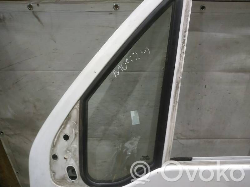 Fiat Ducato Geam ventilare ușă față patru uși 