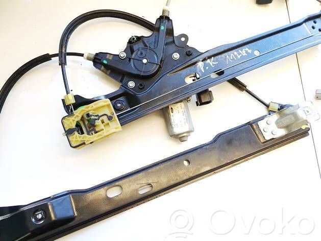 Ford C-MAX II Alzacristalli del portellone scorrevole con motorino