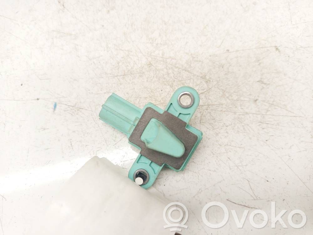 Audi A5 8T 8F Sensore d’urto/d'impatto apertura airbag 