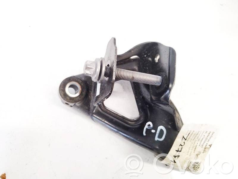 Tesla Model 3 Engine mounting bracket 