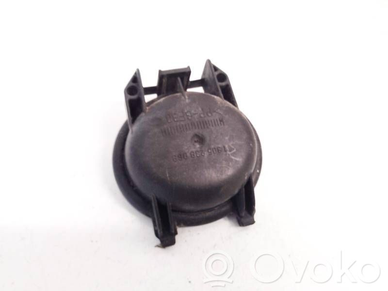 Mercedes-Benz B W245 Cache-poussière de phare avant
