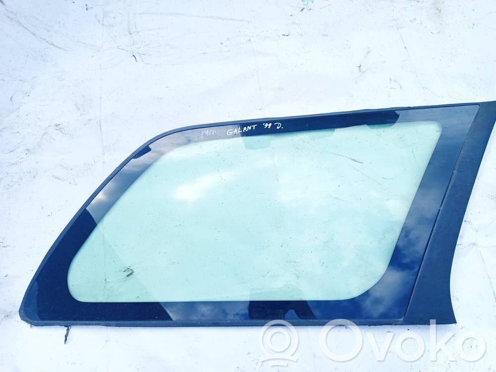 Mitsubishi Galant Geam lateral spate 
