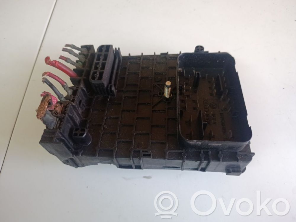 Volkswagen PASSAT B6 Set scatola dei fusibili 