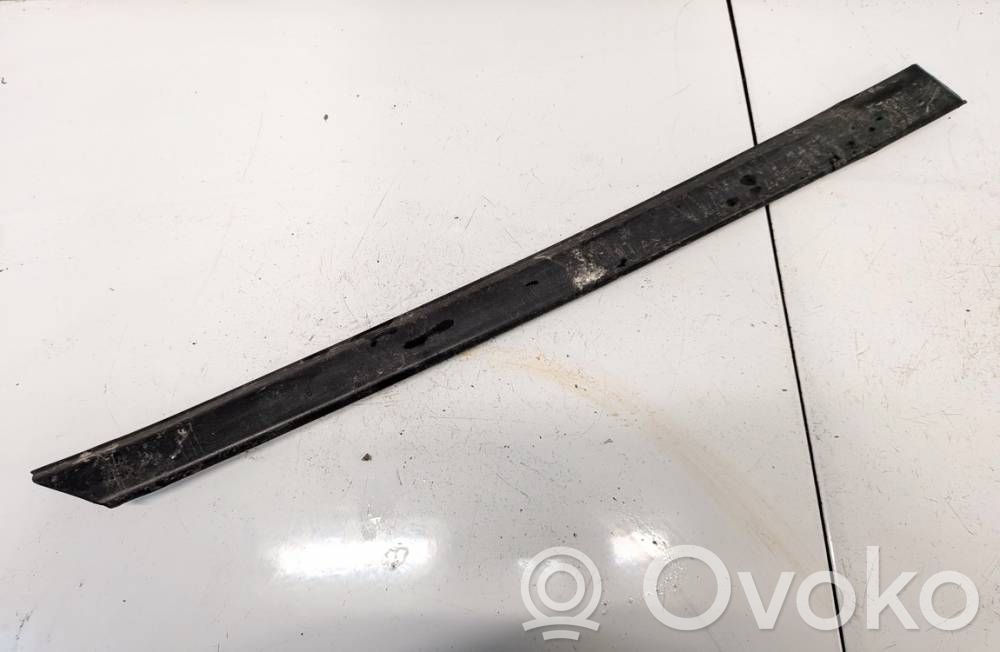 Volkswagen Golf III Rivestimento portiera posteriore (modanatura)