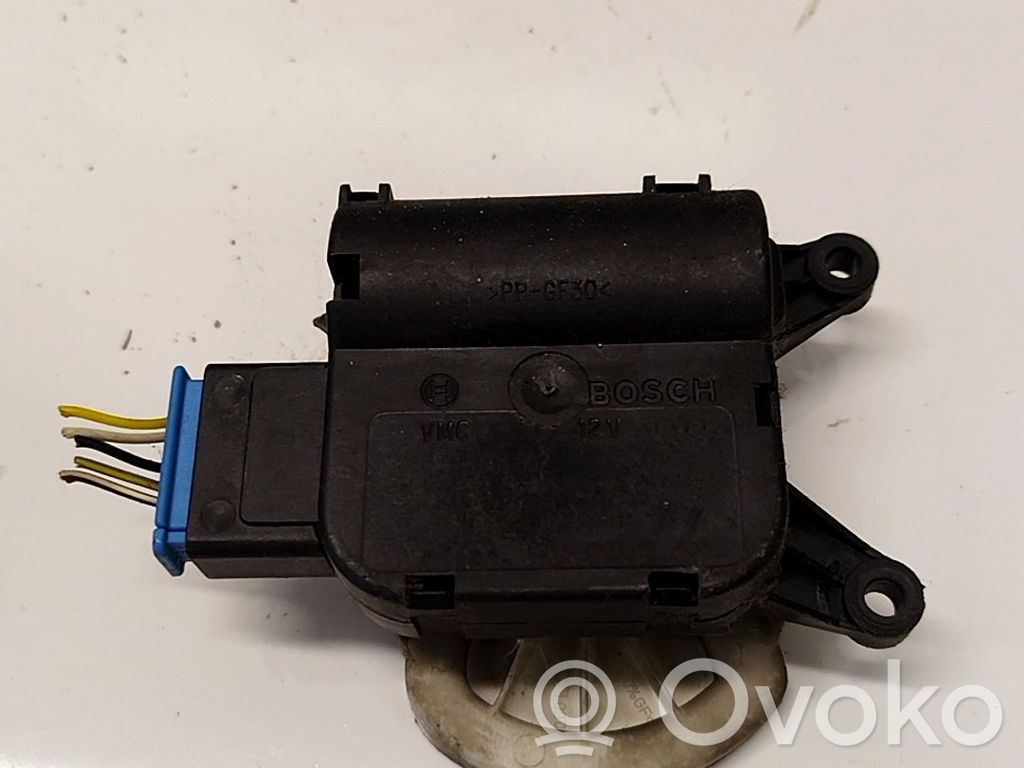 Audi A4 S4 B7 8E 8H Motorino attuatore aria 