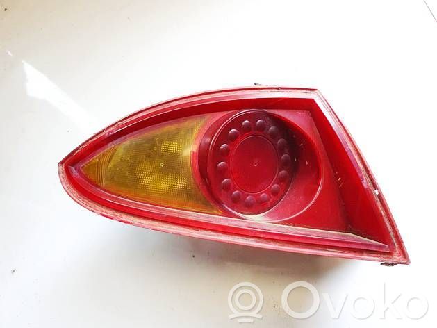 Seat Leon (1P) Takavalon polttimon suojan pidike 
