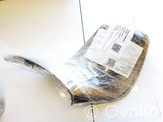 Capac lateral scaun spate jos   106296200A,106296200A,106296200A