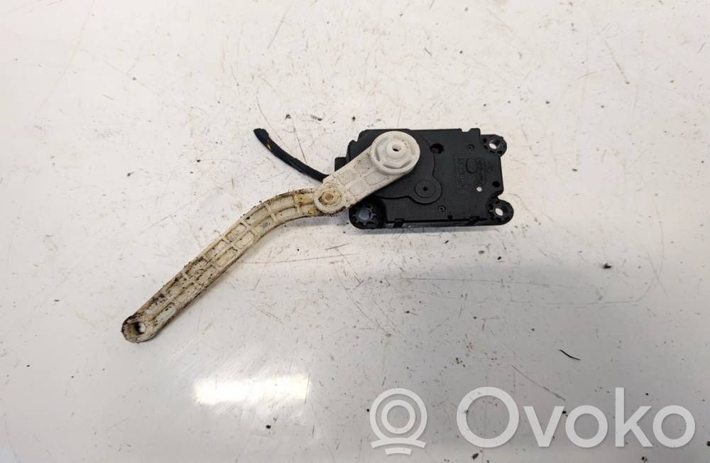 Nissan Qashqai Silniczek nagrzewnicy 