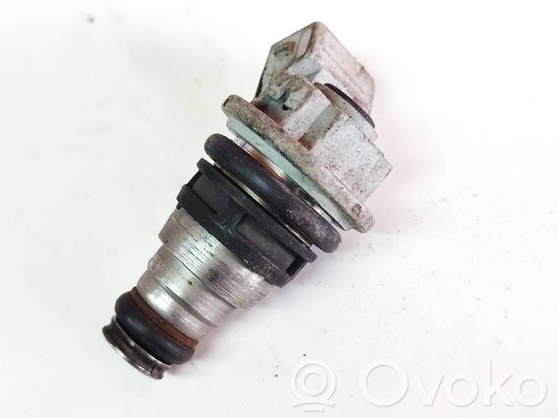 Inyector de combustible   1W720,1W720