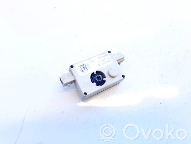 BMW 3 E90 E91 Unitate control antenă 