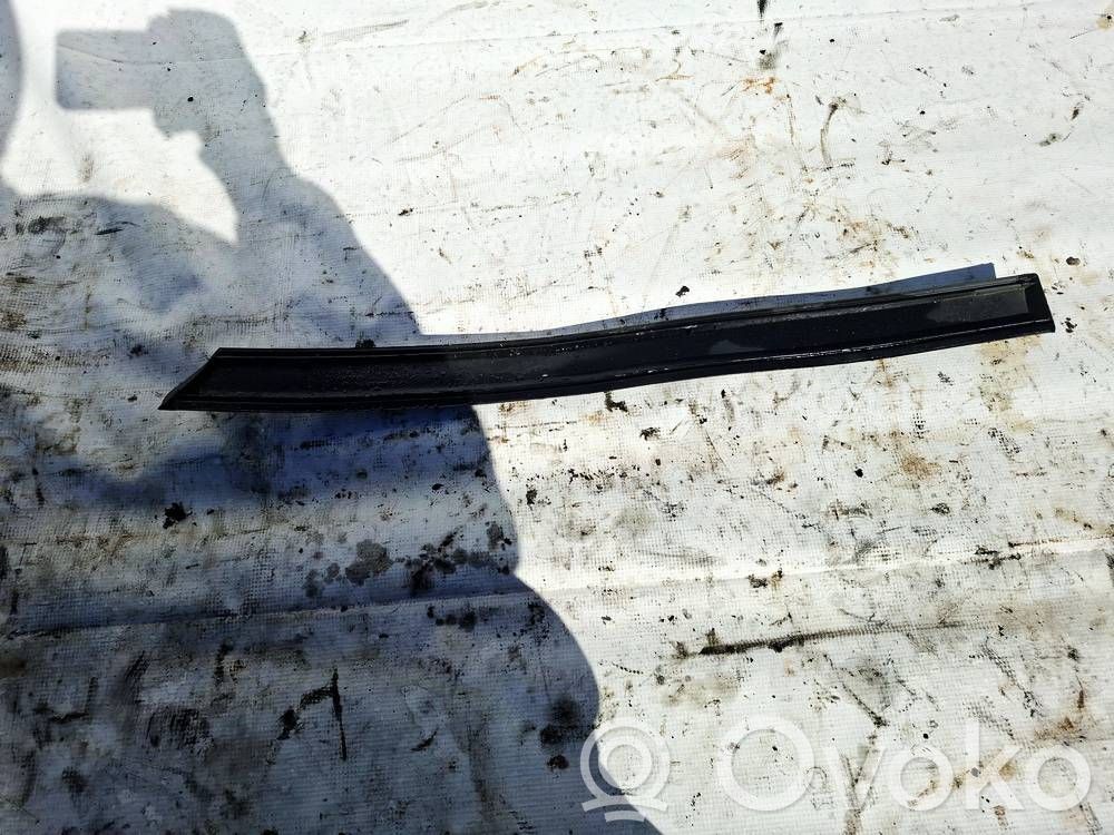 Volkswagen Golf III Rivestimento portiera posteriore (modanatura)