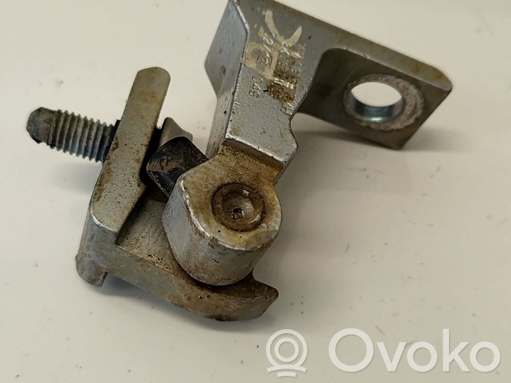 Audi A4 S4 B8 8K Cerniera superiore della portiera anteriore 