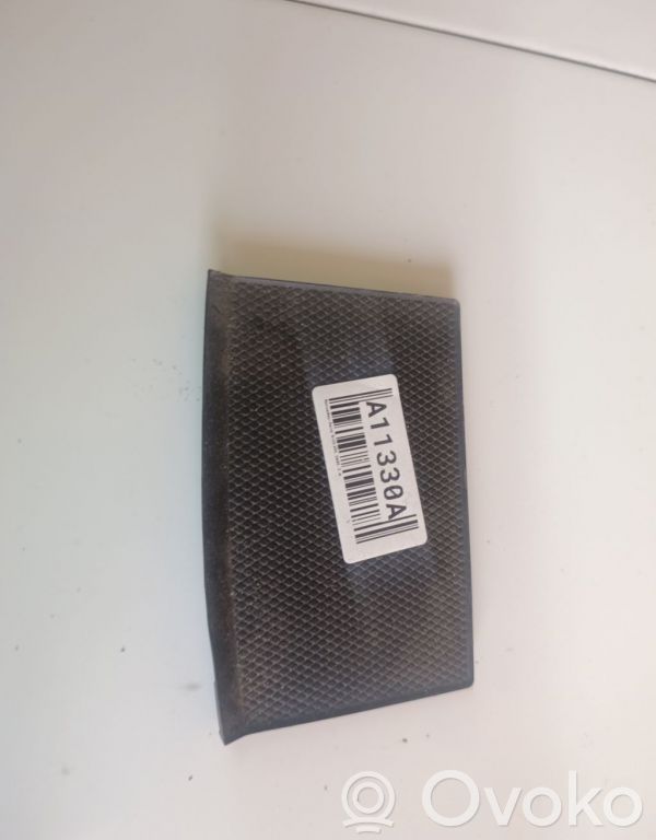 Mercedes-Benz B W245 Gummimatte Becherhalter Getränkehalter Cupholder
