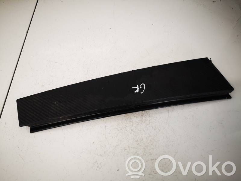 Volkswagen Jetta V Rivestimento modanatura del vetro della portiera posteriore
