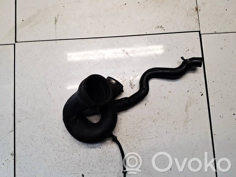 Audi 80 90 S2 B4 Furtun/conductă intercooler 