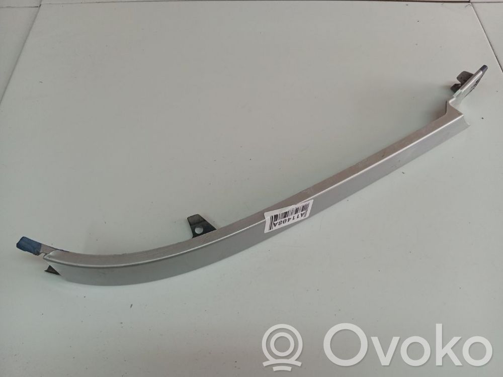 Mercedes-Benz ML W163 Moulure sous phares