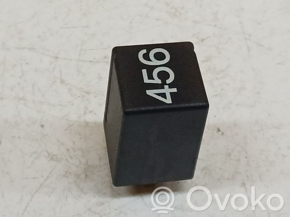 Seat Ibiza IV (6J,6P) Alte relee 