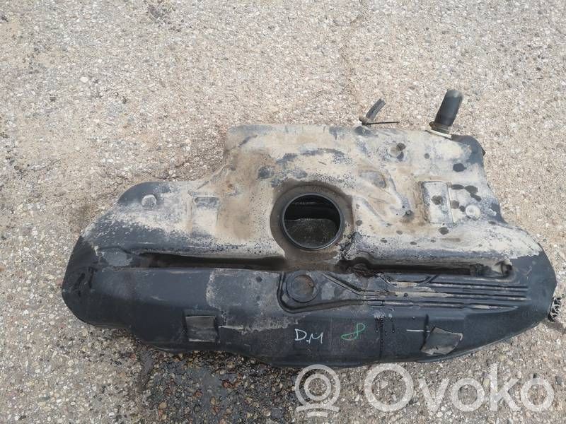 Toyota Corolla E120 E130 Rezervor combustibil 