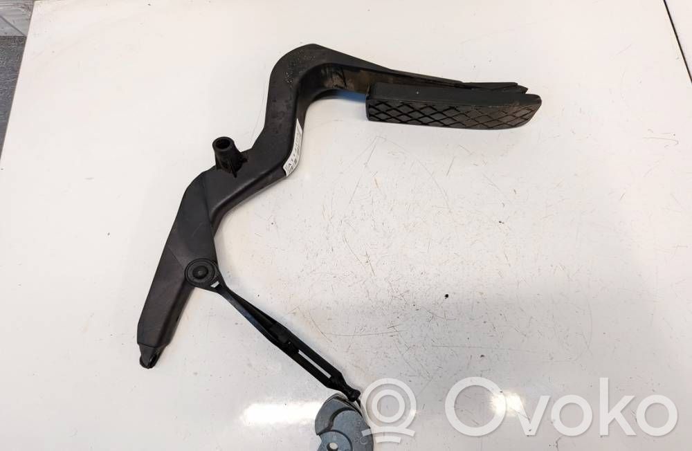 Audi A4 S4 B5 8D Pedale dell’acceleratore 