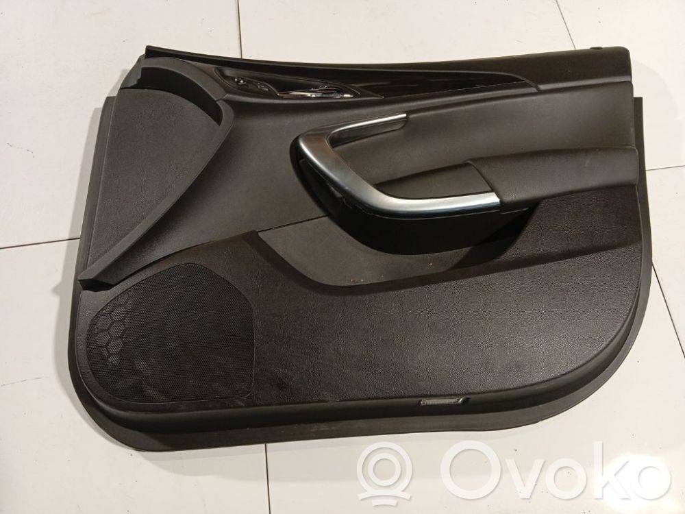 Opel Insignia A Etuoven verhoilu