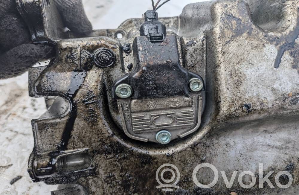 Volkswagen PASSAT B6 Sensor de nivel de aceite 