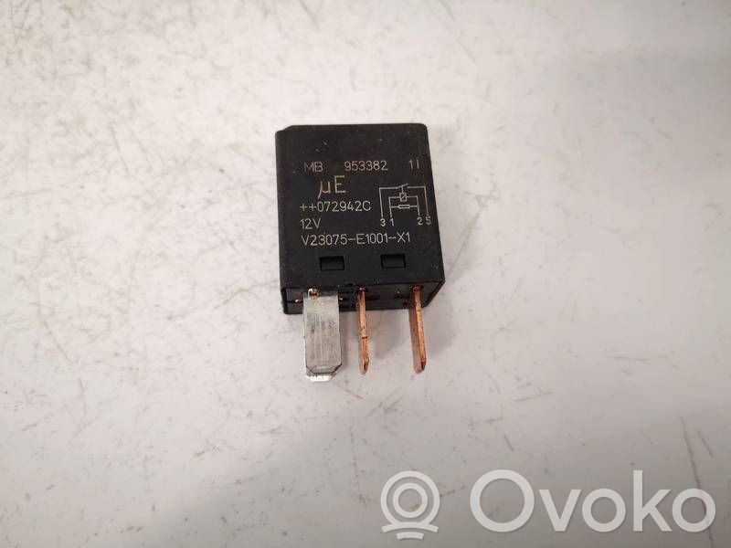 Muu rele   MB953382,MB953382,MB953382,V23075E1001X1