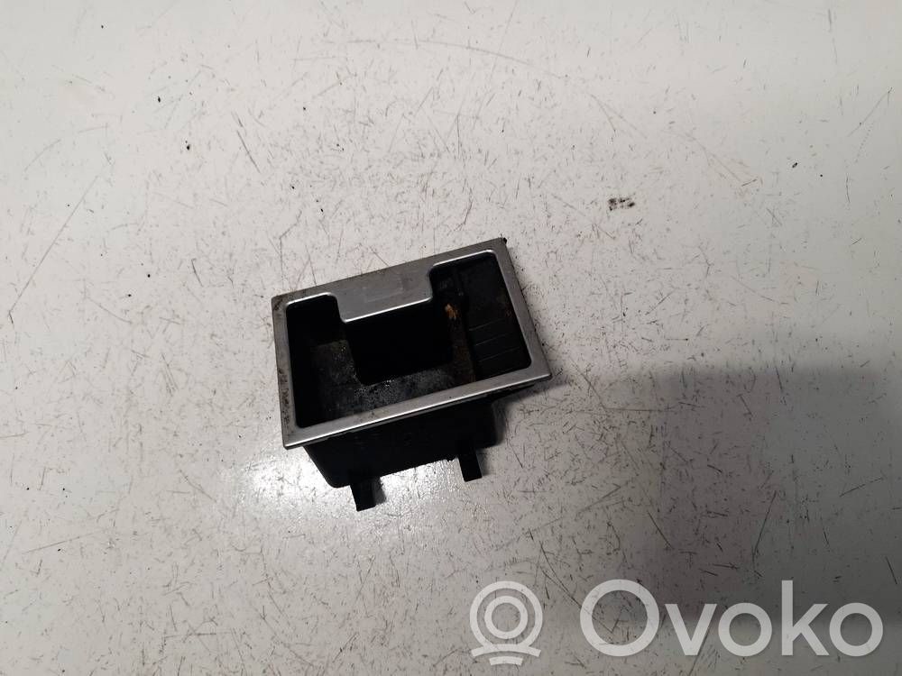 BMW 5 E60 E61 Pelnutrauks 