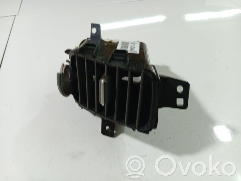 Nissan Primera Grilă ventilație centrală 