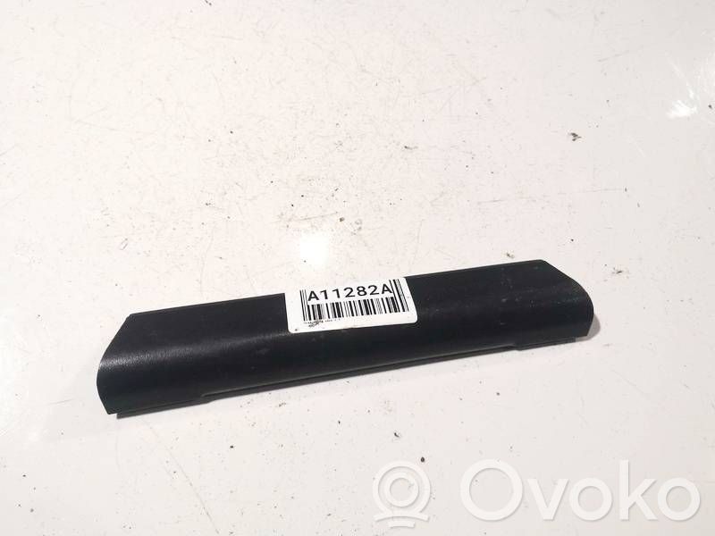 Opel Astra H Rivestimento inferiore laterale del sedile posteriore 