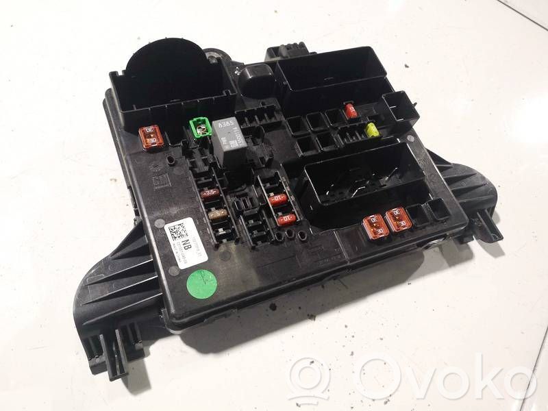 Opel Insignia A Set scatola dei fusibili 