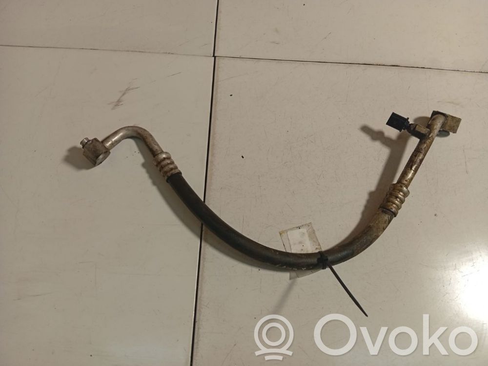 Volkswagen Touareg I Manguera/tubo del aire acondicionado (A/C)