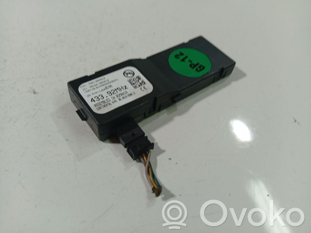 Opel Astra J Centralina antenna 