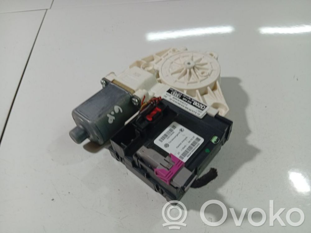 Audi A3 S3 8P Motorino alzacristalli della portiera posteriore 