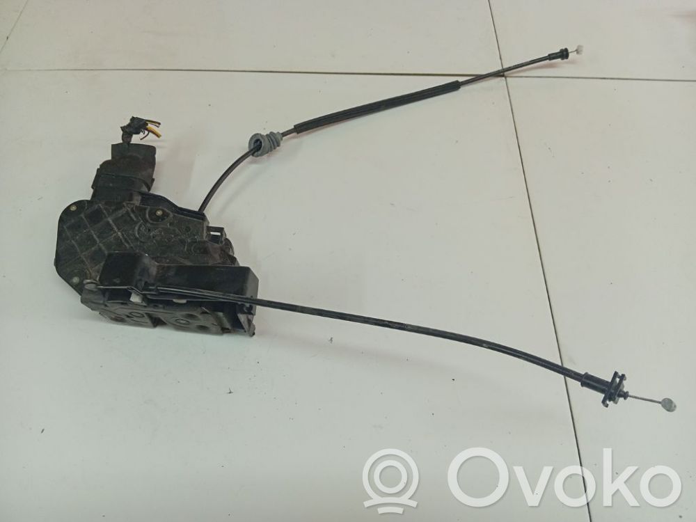 Priekšpusē slēdzene   30753658,30753658,3136N,C75RB