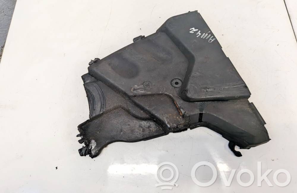 Osłona paska / łańcucha rozrządu   8200294738,8200294738,8200294738
