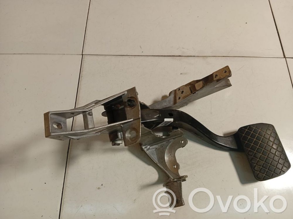 Pedal de freno   8D1721117L,8D1721117L,8D1721117L