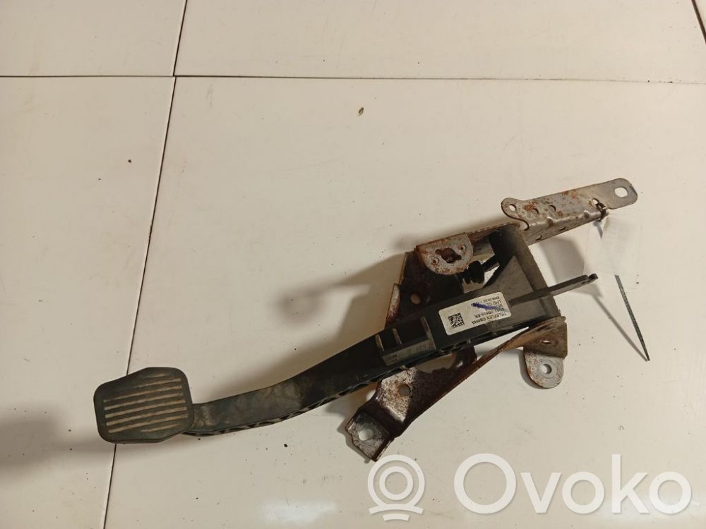 Volvo V50 Pedal de embrague 