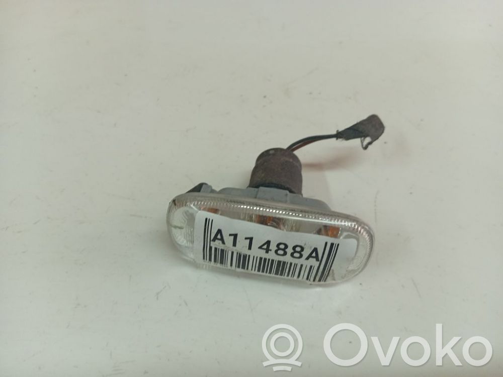 Audi A3 S3 8P Semnalizator bară față 