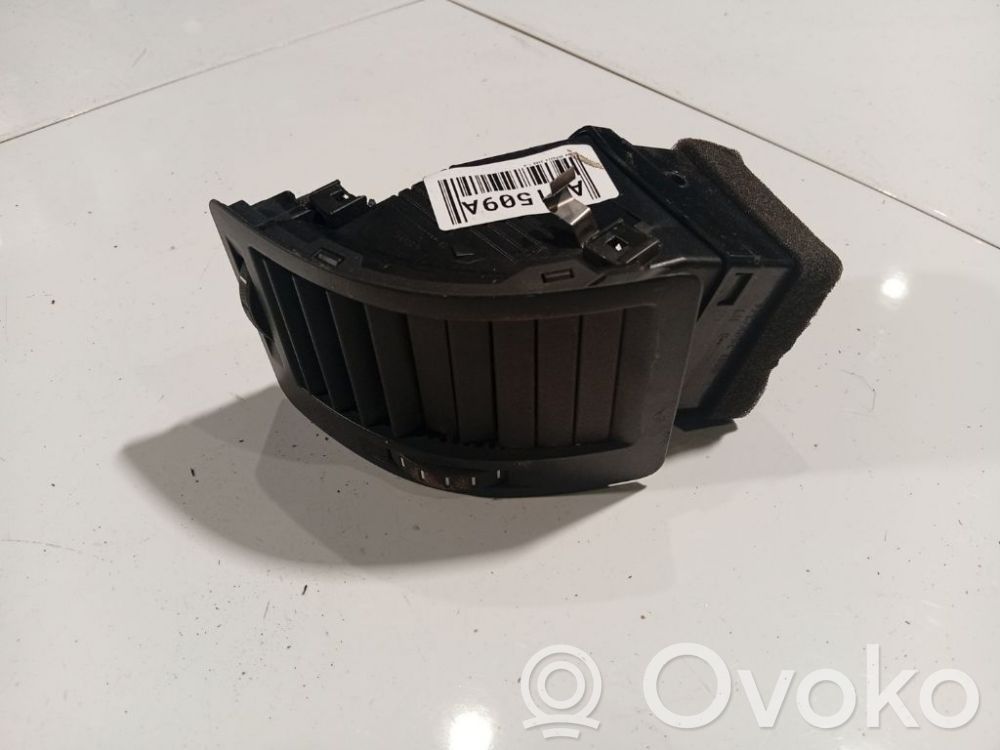 Skoda Octavia Mk2 (1Z) Griglia di ventilazione centrale cruscotto