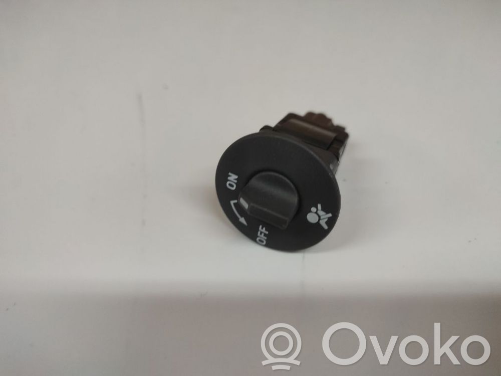 Comutator pornit/oprit airbag pasager