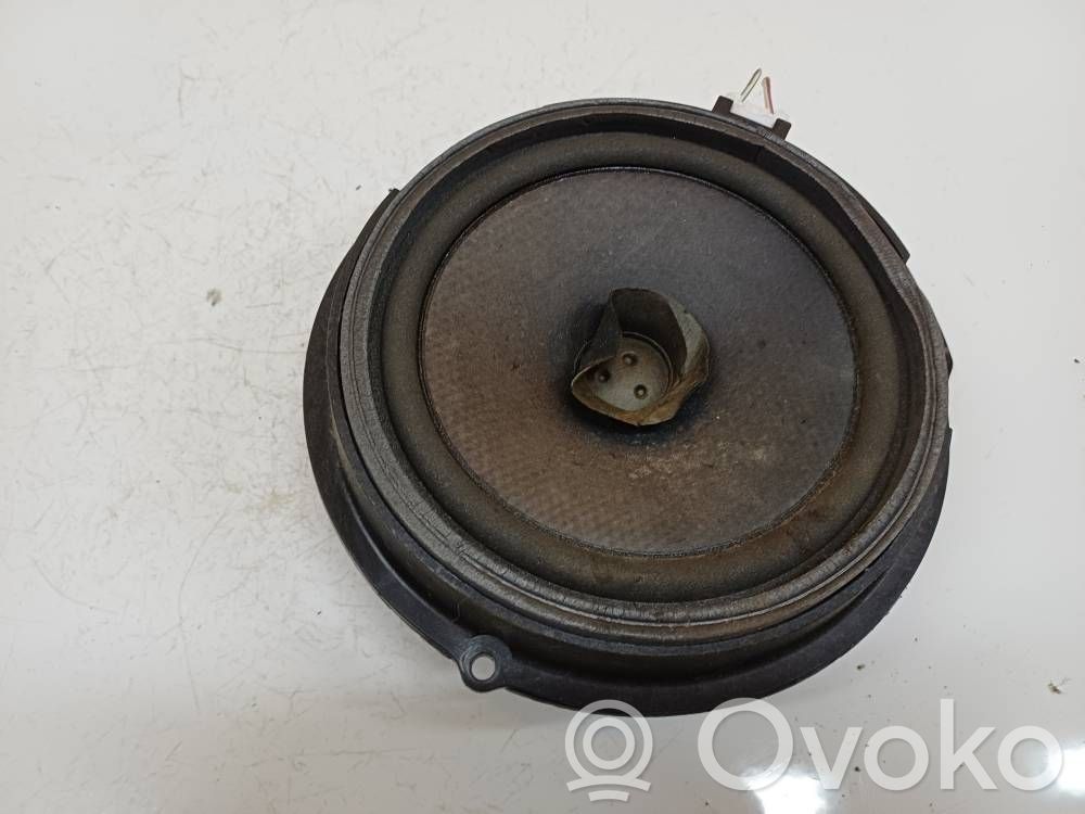 Ford Focus Etuoven kaiutin 