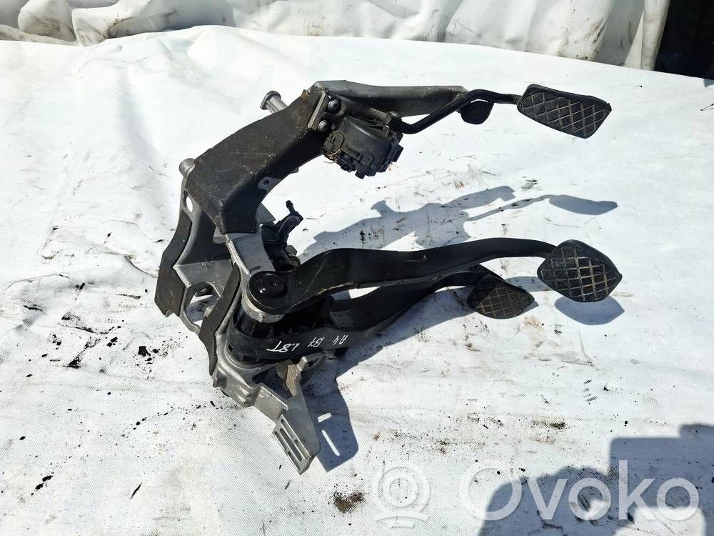 Audi A4 S4 B7 8E 8H Pedale dell’acceleratore 